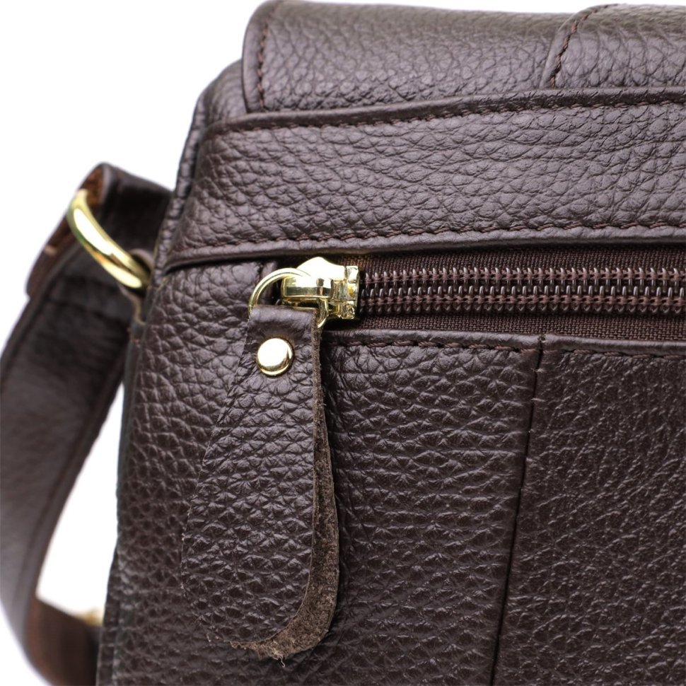 Компактная поведневная женская сумка из натуральной кожи через плечо с клапаном на магните Vintage 98131 коричневого цвета фото №5 Компактная поведневная женская сумка из натуральной кожи через плечо с клапаном на магните Vintage 98131 коричневого цвета modnotak фото №5