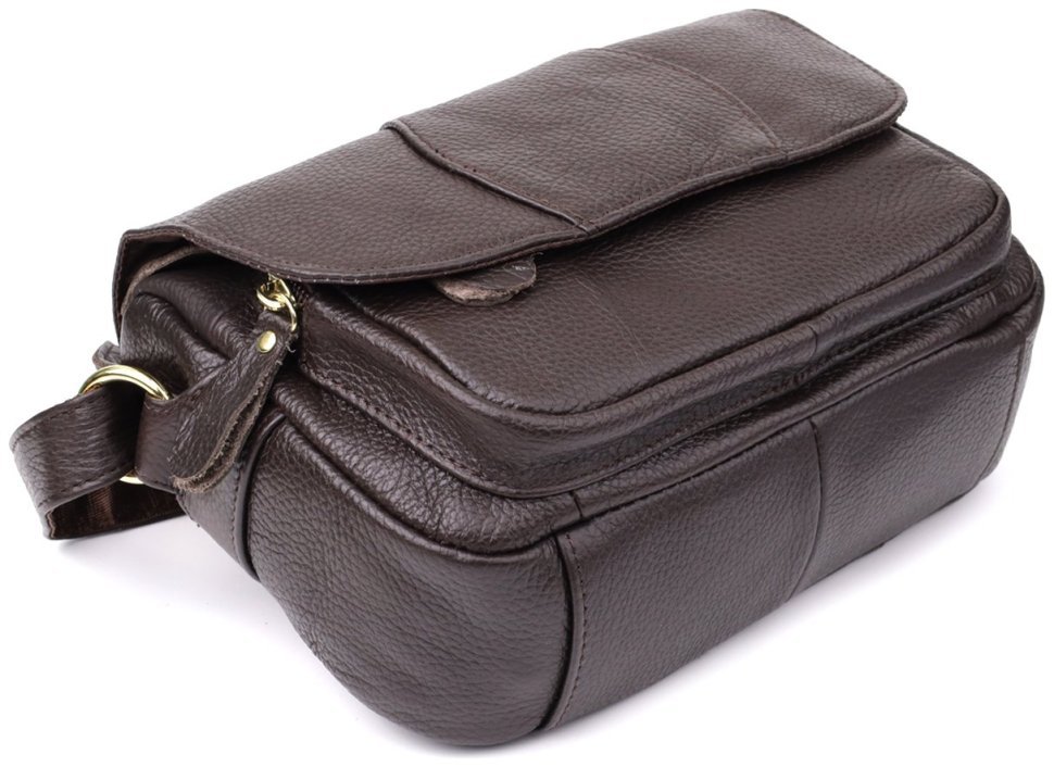 Компактная поведневная женская сумка из натуральной кожи через плечо с клапаном на магните Vintage 98131 коричневого цвета фото №6 Компактная поведневная женская сумка из натуральной кожи через плечо с клапаном на магните Vintage 98131 коричневого цвета modnotak фото №6