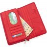 Яскравий вертикальний гаманець червоного кольору з натуральної шкіри флотар Marco Coverna (18898) - 5