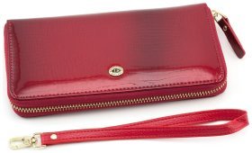 Красный женский кошелек в лаке на молнии ST Leather (16322)