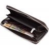 Шкіряний гаманець темно-коричневого кольору на блискавці KARYA (1072-36) - 4