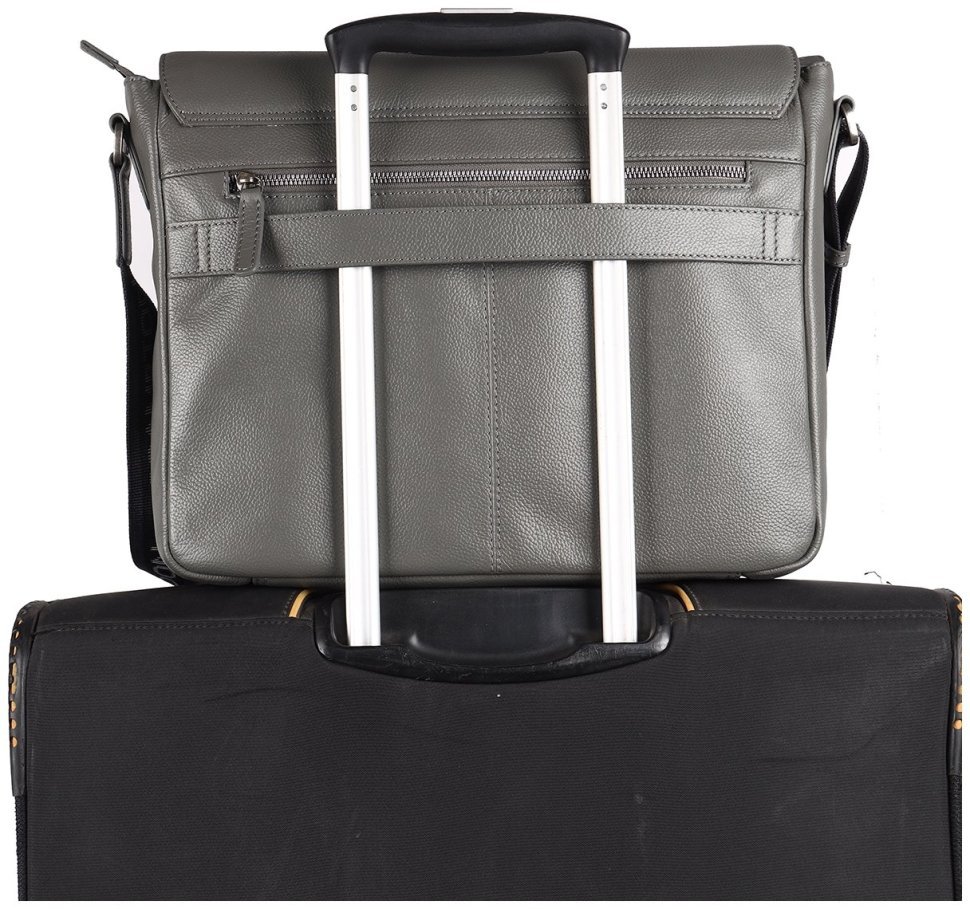 Вместительная мужская сумка мессенджер из натуральной кожи для ноутбука 15" Brampton London Emissary 94533 серого цвета modnotak фото №9