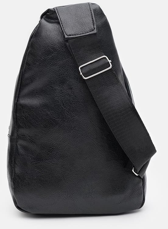 Недорога чорна сумка-слінг через плече зі шкірозамінника Monsen (22106)