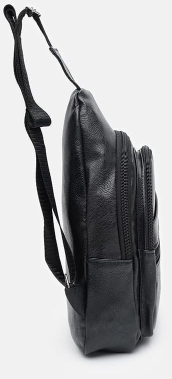 Недорогая черная сумка-слинг через плечо из кожзама Monsen (22106)