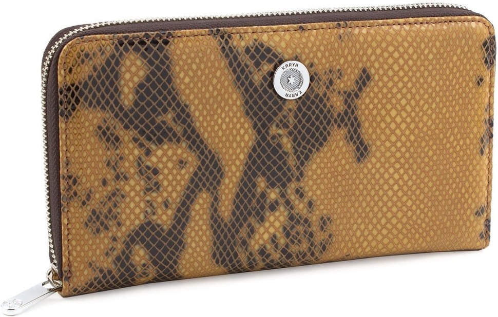 Оригінальний гаманець-клатч з натуральної шкіри з візерунком під змію KARYA (12400)