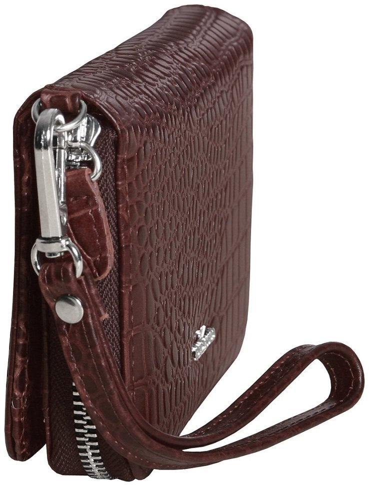 Коричневий гаманець із блоком для карт на кнопці з натуральної шкіри під крокодила з кистьовим ременем Vip Collection 102335 modnotak фото №3