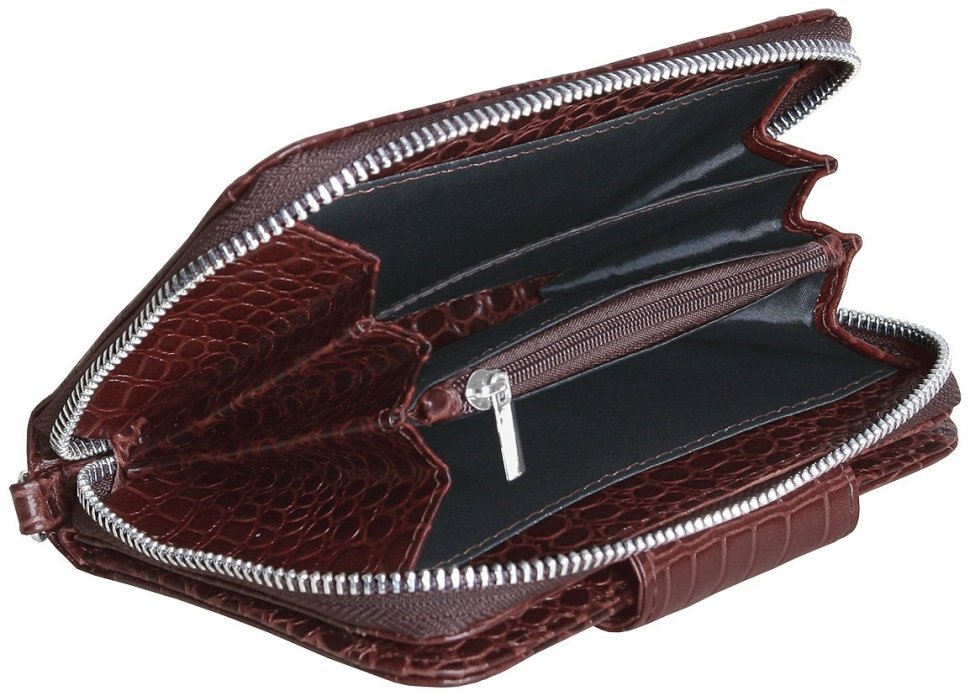 Коричневий гаманець із блоком для карт на кнопці з натуральної шкіри під крокодила з кистьовим ременем Vip Collection 102335 modnotak фото №5