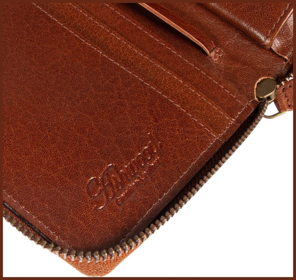 Дорожное мужское портмоне из натуральной кожи Ashwood TW01 с отделением для паспорта 94035 рыжего цвета modnotak фото №6