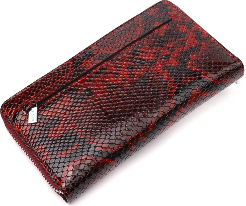Різнокольоровий жіночий гаманець на блискавці із натуральної фактурної шкіри під змію KARYA (2421021)