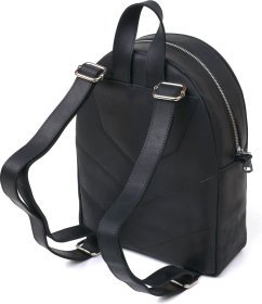 Середній жіночий вінтажний рюкзак із чорної шкіри Shvigel (16328)