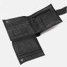 Мужское портмоне из фактурной кожи черного цвета с хлястиком на маните Ricco Grande 65935 - 4