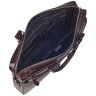 Деловой кожаный портфель под фактуру крокодила коричневого цвета Desisan 107235 через плечо с ручками modnotak фото - 6
