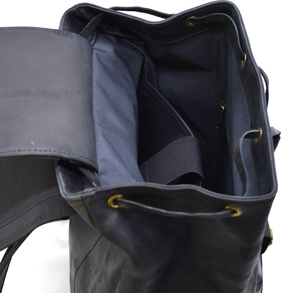 Черный городской рюкзак большого размера из натуральной кожи с клапаном TARWA (19804)