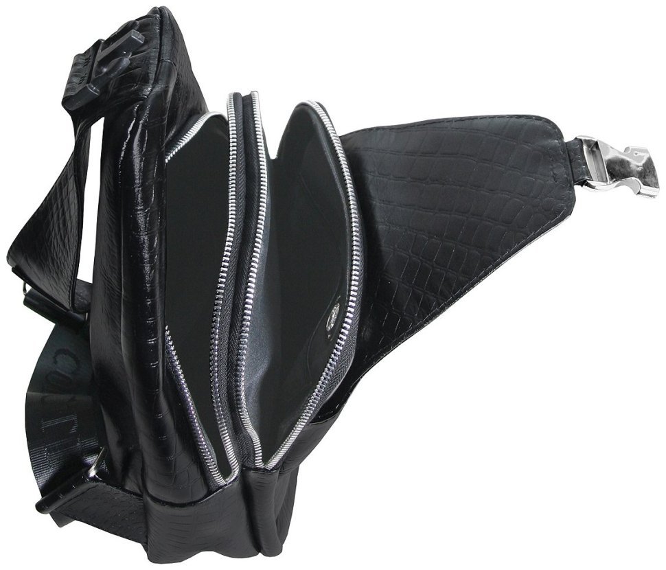 Повседневная мужская сумка слинг из кожи с тиснением под крокодила Vip Collection 102636 черного цвета фото №7 Повседневная мужская сумка слинг из кожи с тиснением под крокодила Vip Collection 102636 черного цвета modnotak фото №7
