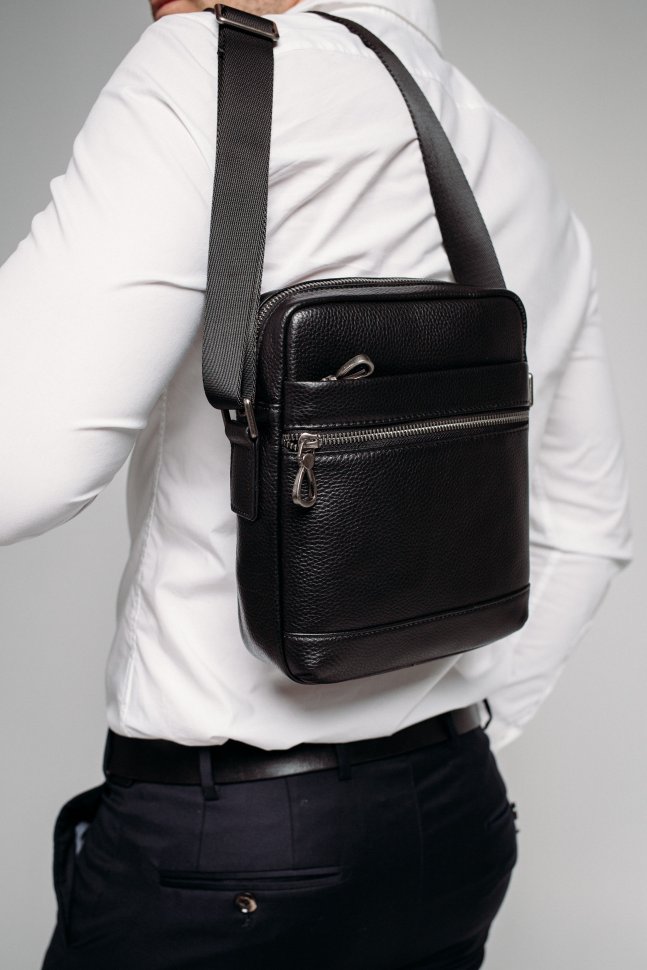 Чоловіча сумка-планшет через плече чорного кольору з натуральної шкіри Tiding Bag (15911)