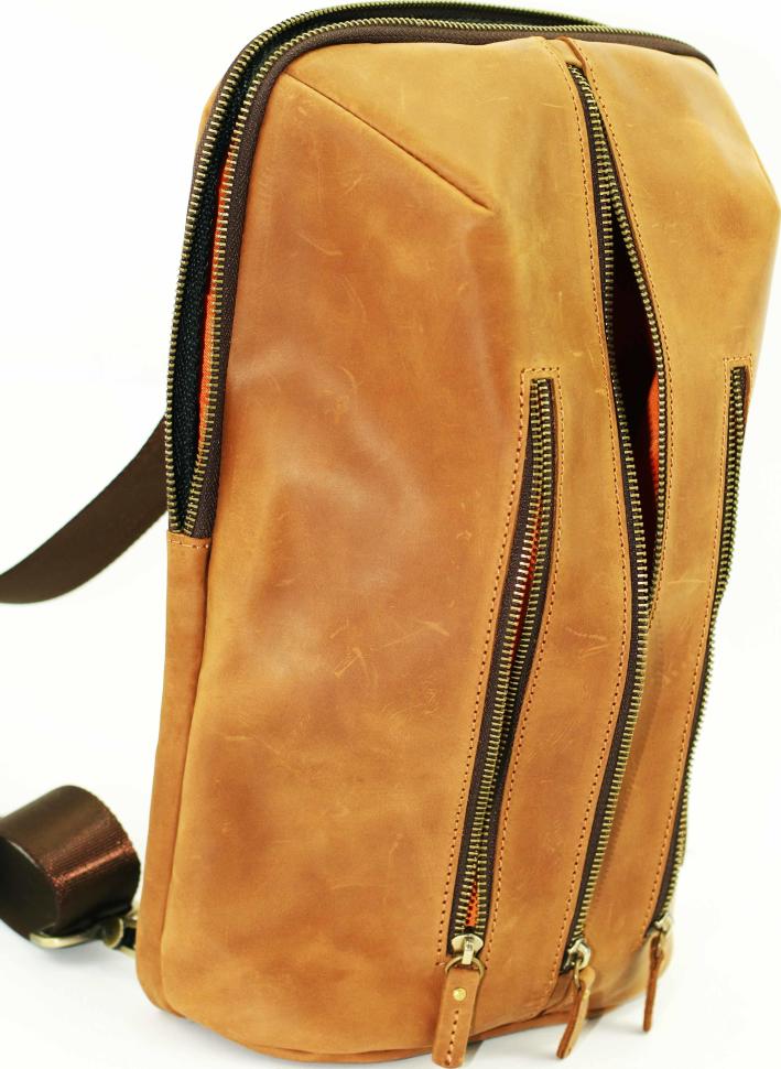 Стильный кожаный рюкзак рыжего цвета на одно плечо VATTO (11977)