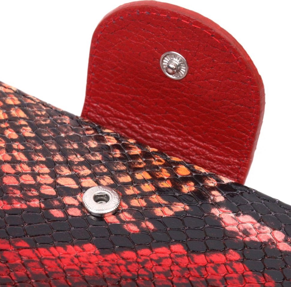 Різнобарвний жіночий гаманець з лакованої шкіри з тисненням під змію KARYA (2421338)