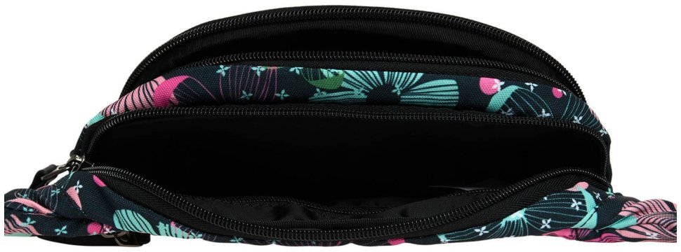 Жіноча текстильна сумка-бананка чорного кольору з квітковим принтом Bagland Bella 53537