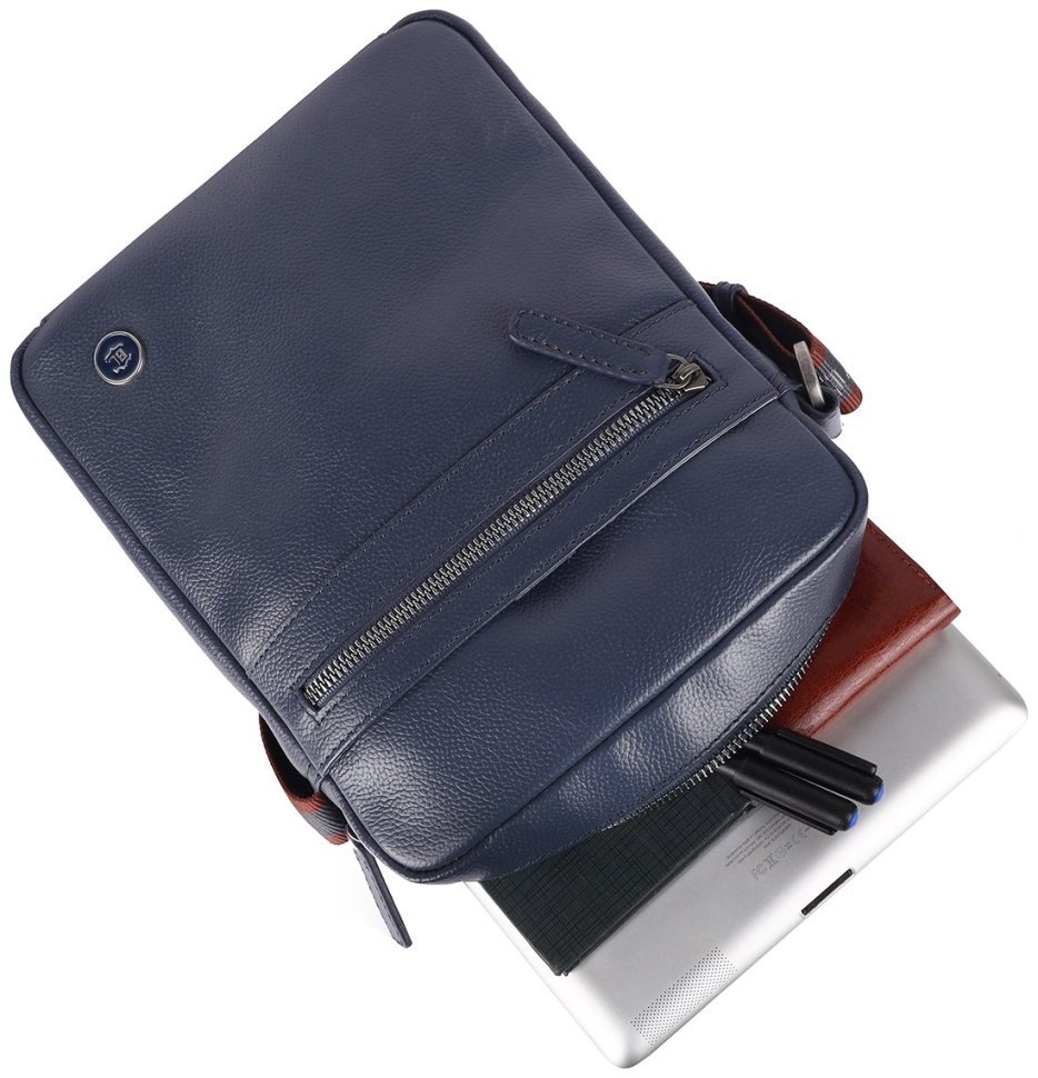 Сумка планшет для мужчин из кожи флотар через плече Brampton London Crossflow 94538 синего цвета modnotak фото №7