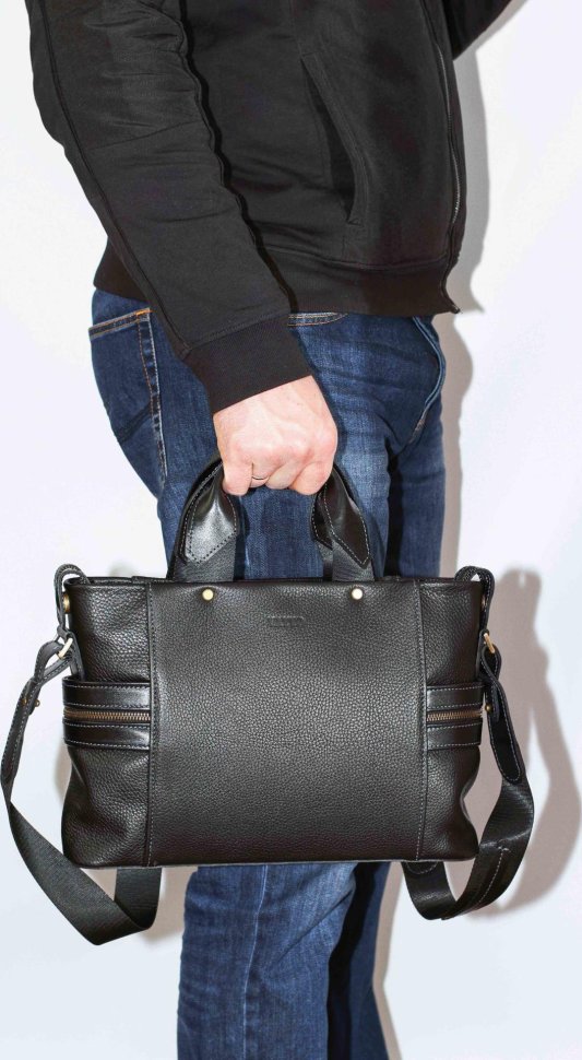 Чоловіча сумка Флотар чорного кольору з ручками і ременем через плече VATTO (11680)