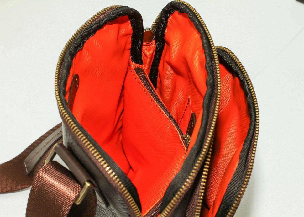 Мужская кожаная сумка с плечевым ремнем VATTO (11879)