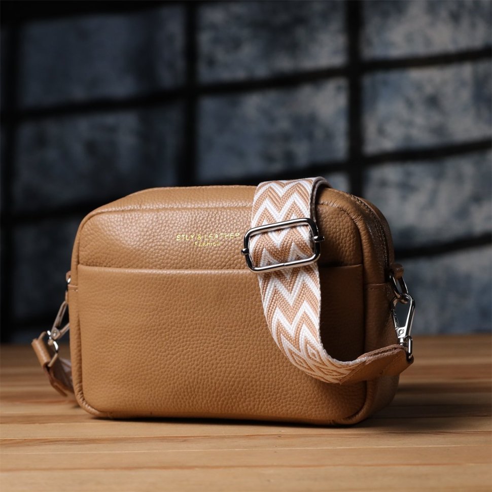 Женская сумка кросс-боди из натуральной фактурной кожи через плечо Vintage бежевого цвета 96938 modnotak фото №7