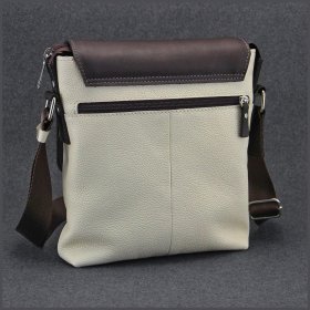 Чоловіча наплечна сумка з натуральної шкіри молочно-коричневого кольору Tom Stone 77738