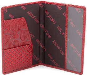 Элегантная обложка на паспорт красного цвета с тиснением под змею KARYA (092-019)