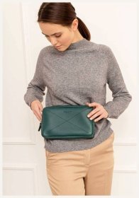 Женская поясная сумка из натуральной кожи зеленого цвета BlankNote Dropbag Maxi 78838