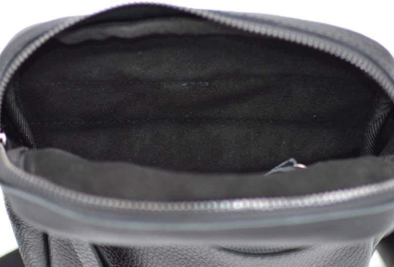 Чоловіча шкіряна сумка маленького розміру через плече TARWA (19811)