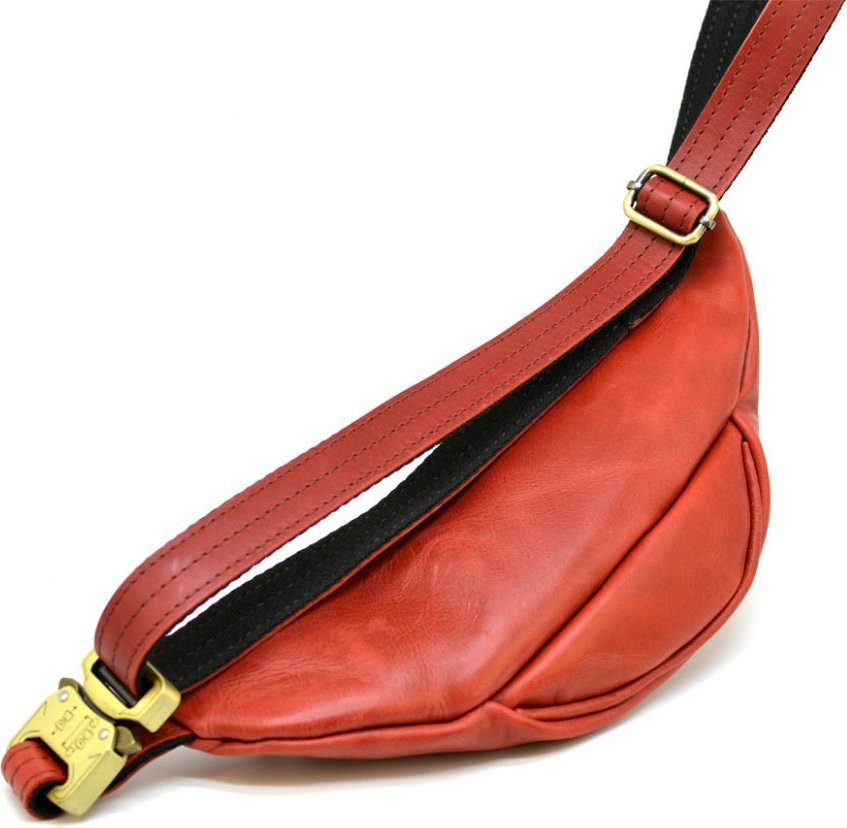 Червона жіноча поясна сумка з натуральної шкіри TARWA (21635)