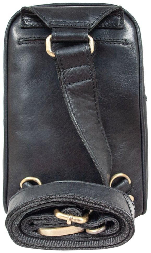 Вместительная мужская сумка через плечо из натуральной кожи черного цвета Ashwood T75 94240 (Великобритания) modnotak фото №4