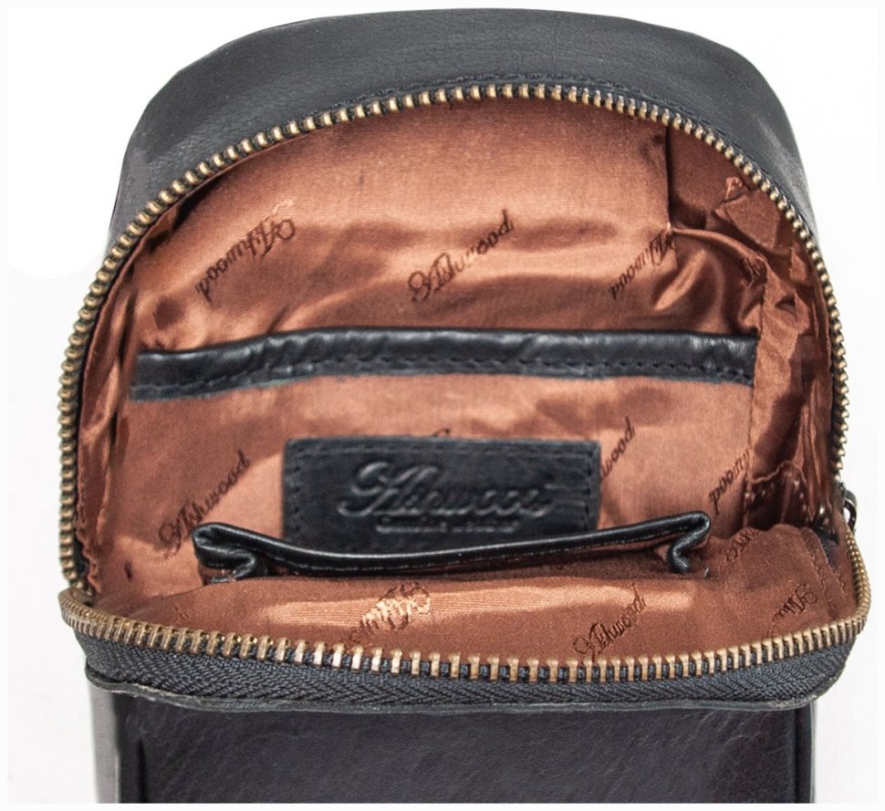 Вместительная мужская сумка через плечо из натуральной кожи черного цвета Ashwood T75 94240 (Великобритания) modnotak фото №7