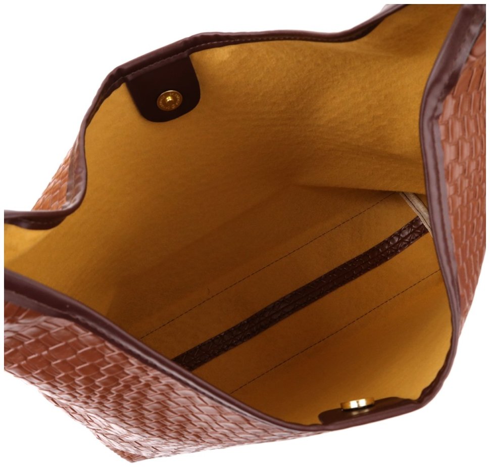 Городская женская сумка из плетёного кожзама на магните Vintage коричневого цвета 96940 modnotak фото №3