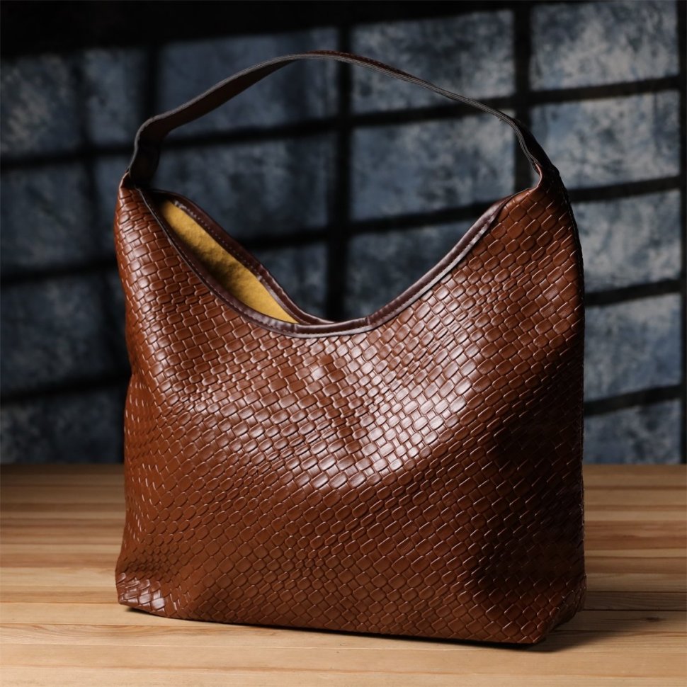 Городская женская сумка из плетёного кожзама на магните Vintage коричневого цвета 96940 modnotak фото №7