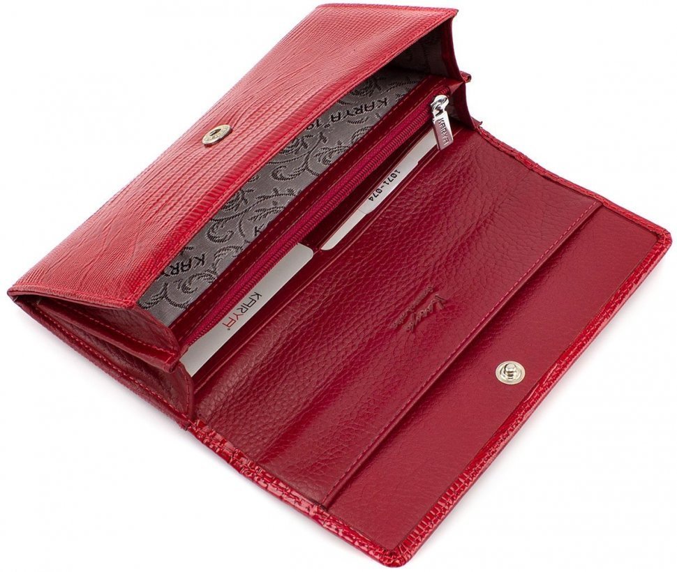 Кожаный кошелек с клапаном красного цвета KARYA (1071-074)