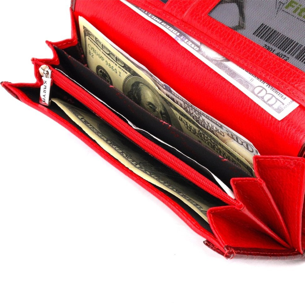 Червоний жіночий гаманець із натуральної лакової шкіри з тисненням під крокодила KARYA (2421127)