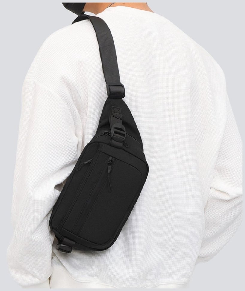 Поясная мужская сумка-бананка из текстиля черного цвета Confident 77441