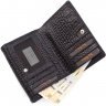 Шкіряний жіночий гаманець з тисненням під крокодила в чорному кольорі Tony Bellucci (12461) - 5