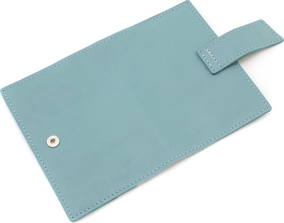 Бірюзова жіноча обкладинка для паспорта з натуральної гладкої шкіри з хлястиком на кнопці BlankNote (50242)