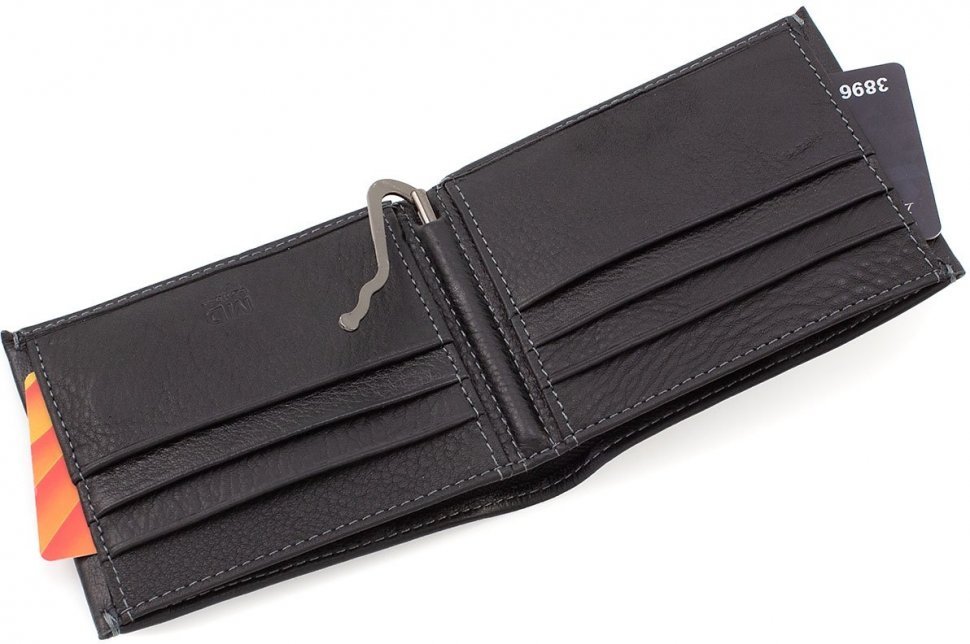 Компактне чоловіче шкіряне портмоне на магніті під кредитні картки з затискачем для грошей MD Leather Collection (18073)
