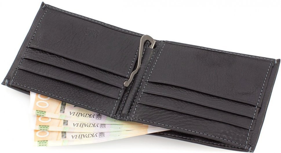 Компактное мужское кожаное портмоне на магните под кредитные карточки с зажимом для денег MD Leather Collection (18073)
