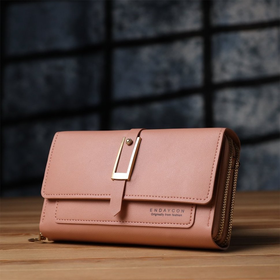 Женская сумка-клатч из качественного кожзама через плечо Vintage розового цвета 96942 modnotak фото №7