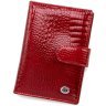 Женская кожаная лаковая обложка для паспорта и карточек ST Leather 97742 красного цвета modnotak фото - 1
