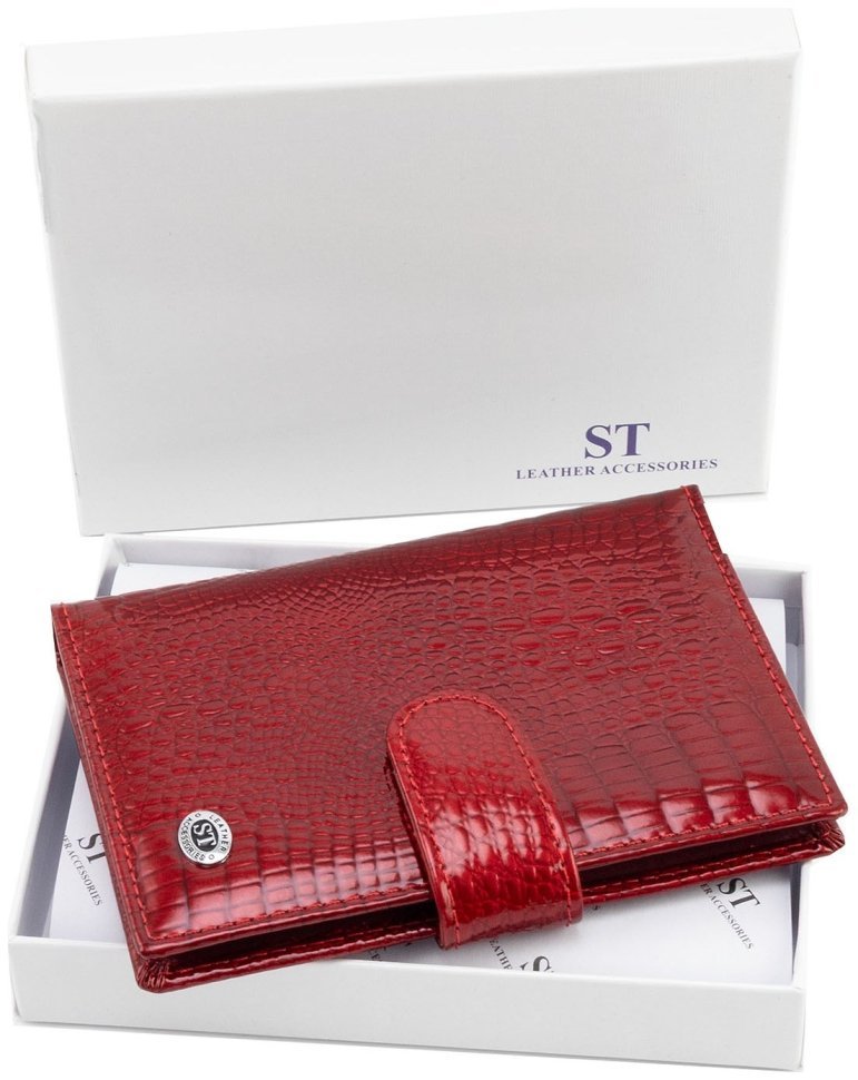 Женская кожаная лаковая обложка для паспорта и карточек ST Leather 97742 красного цвета modnotak фото №6