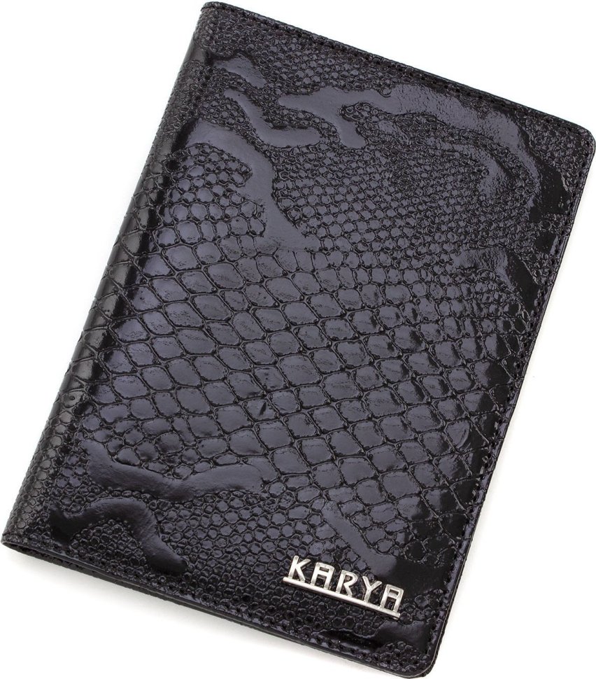 Обкладинка на паспорт з натуральної чорної шкіри з тисненням KARYA (092-013)