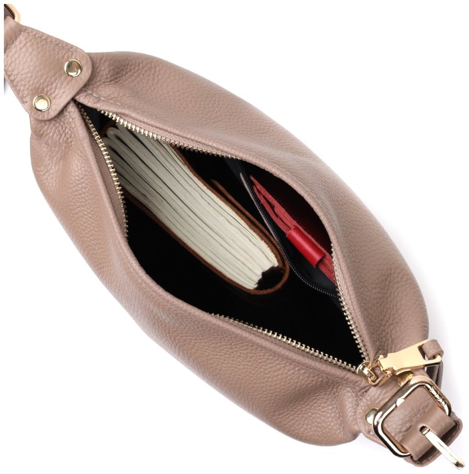 Шкіряна жіноча сумка бежевого кольору з однією лямкою на плече Vintage 2422306