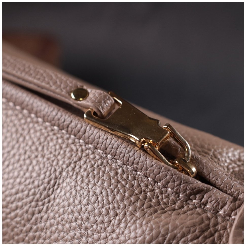 Кожаная женская сумка бежевого цвета с одной лямкой на плечо Vintage 2422306