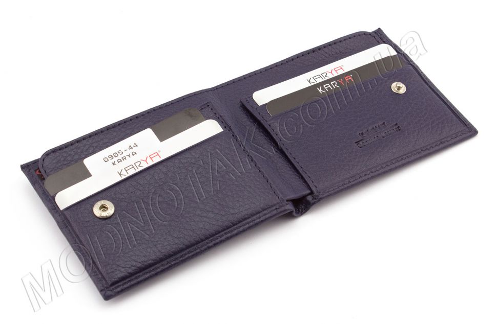Невеликого розміру чоловічий шкіряний гаманець KARYA (19732)