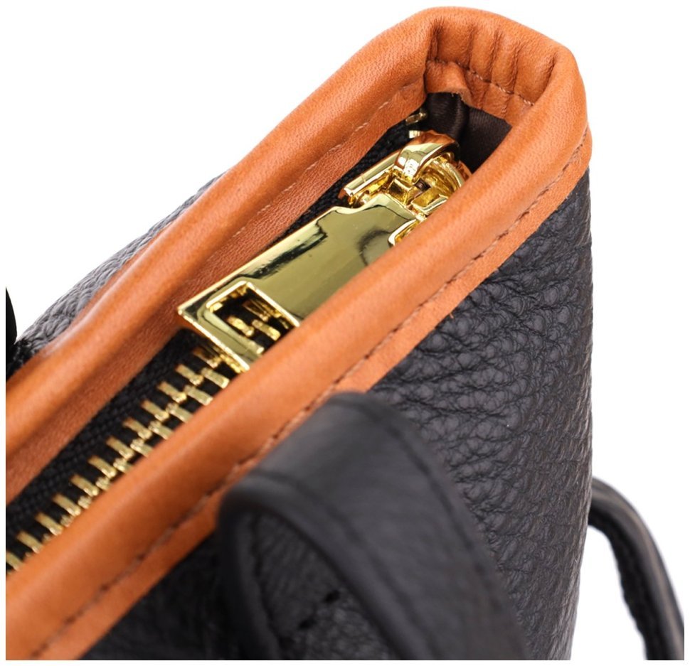 Женская кожаная сумка из фактурной кожи с коричневой вставкой Vintage 103143 черного цвета modnotak фото №6